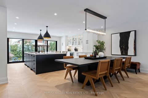 Photo 2 at 45 Pettit Drive, Richview, Toronto