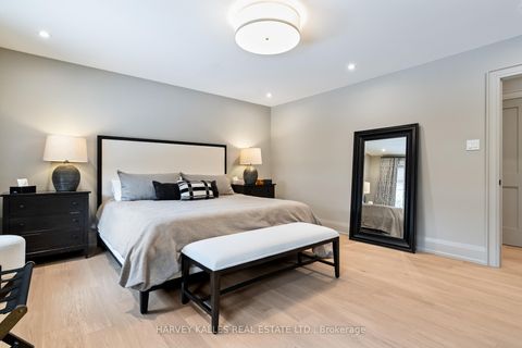 Photo 16 at 45 Pettit Drive, Richview, Toronto