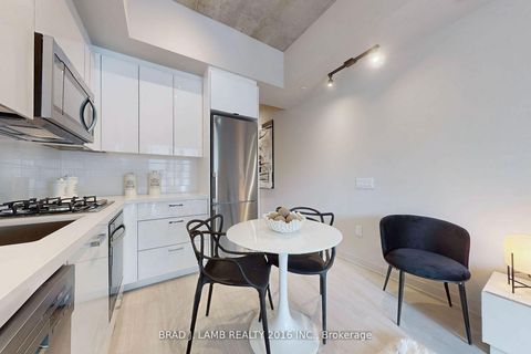 Photo 8 at 315 - 195 McCaul Street, Chinatown, Toronto