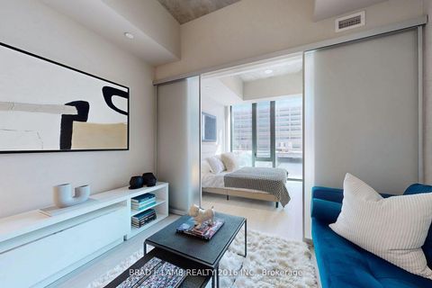 Photo 11 at 315 - 195 McCaul Street, Chinatown, Toronto