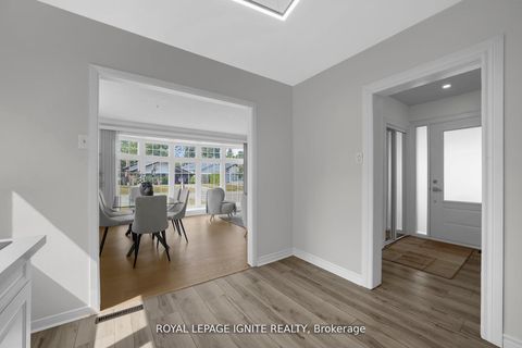 Photo 7 at 47 Deerfield Road, Bendale, Toronto