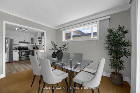 Photo 9 at 47 Deerfield Road, Bendale, Toronto