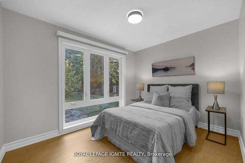 Photo 21 at 47 Deerfield Road, Bendale, Toronto