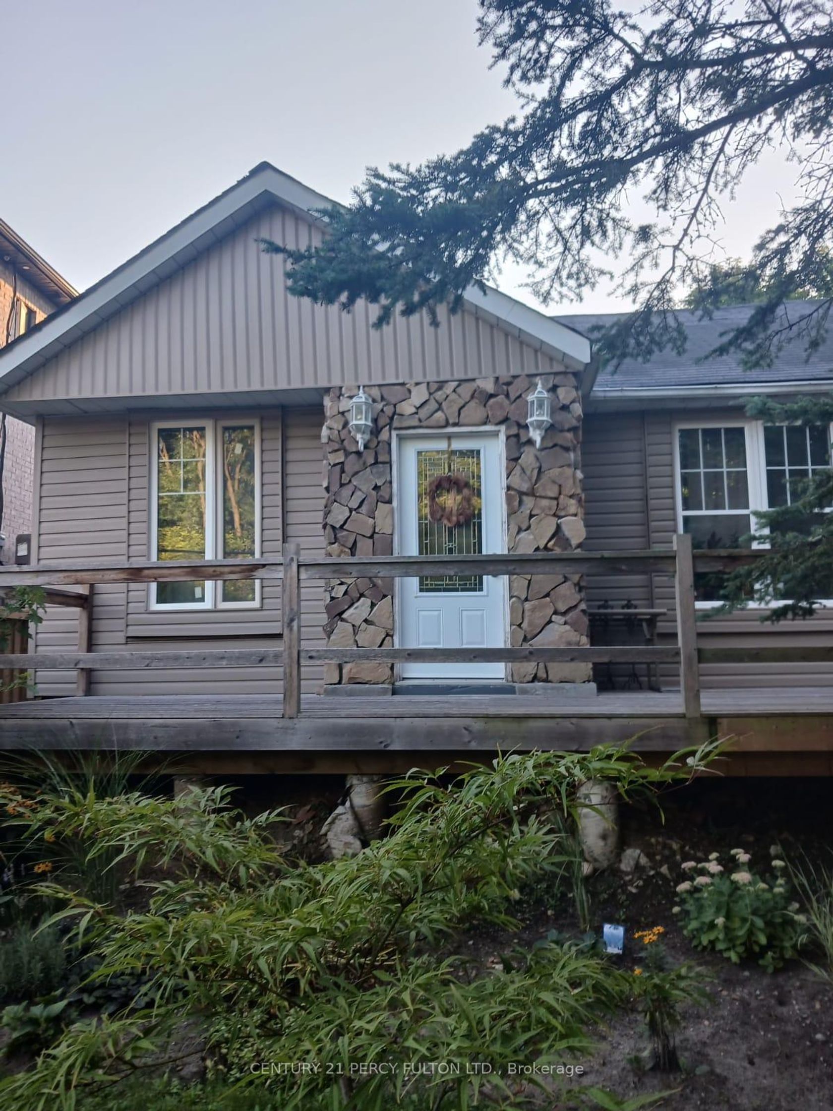 97 Zaph Avenue, Highland Creek, Toronto photo number 2