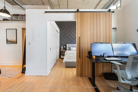 Photo 16 at 303 - 637 Lake Shore Boulevard W, Niagara, Toronto