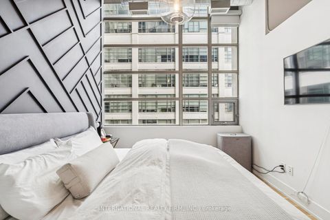 Photo 19 at 303 - 637 Lake Shore Boulevard W, Niagara, Toronto