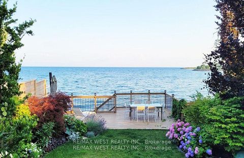 Photo 2 at 5 Eleventh Street, New Toronto, Toronto