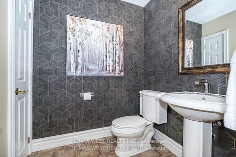 Photo 10 at 5 Eleventh Street, New Toronto, Toronto