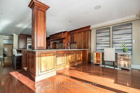 Photo 12 at 5 Eleventh Street, New Toronto, Toronto