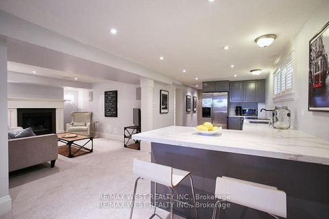 Photo 28 at 5 Eleventh Street, New Toronto, Toronto