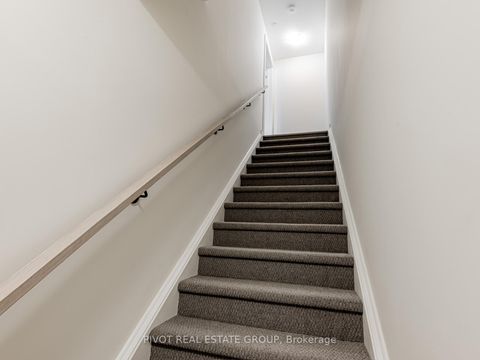 Photo 18 at 3302 - 60 Elizabeth Street S, Mill Pond, Richmond Hill