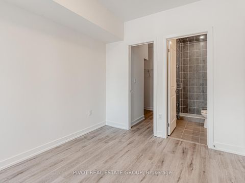 Photo 22 at 3302 - 60 Elizabeth Street S, Mill Pond, Richmond Hill