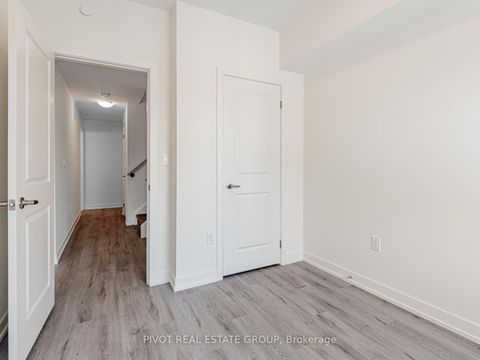 Photo 26 at 3302 - 60 Elizabeth Street S, Mill Pond, Richmond Hill