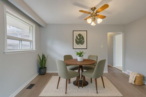 Photo 7 at 4 Stillbrook Court, West Hill, Toronto