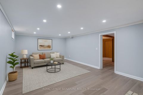 Photo 20 at 4 Stillbrook Court, West Hill, Toronto