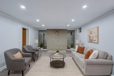 Photo 21 at 4 Stillbrook Court, West Hill, Toronto