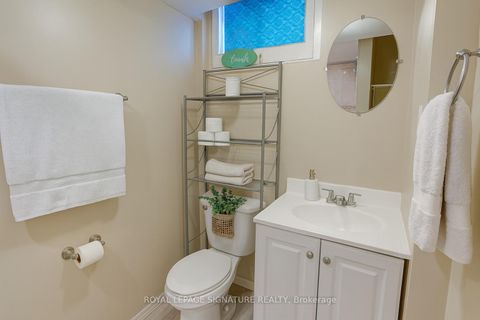 Photo 22 at 4 Stillbrook Court, West Hill, Toronto