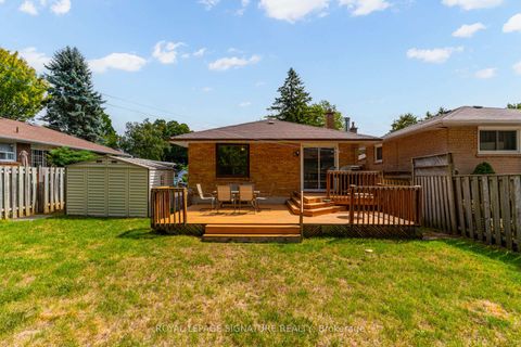 Photo 27 at 4 Stillbrook Court, West Hill, Toronto