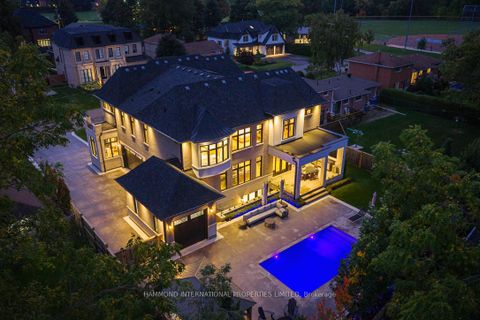 Photo 3 at 108 Hollingsworth Drive, King City, King