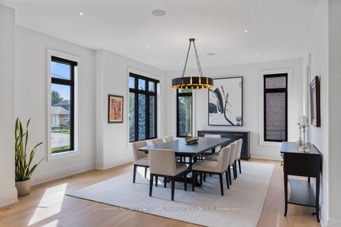 Photo 11 at 108 Hollingsworth Drive, King City, King