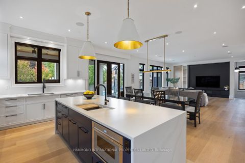 Photo 17 at 108 Hollingsworth Drive, King City, King