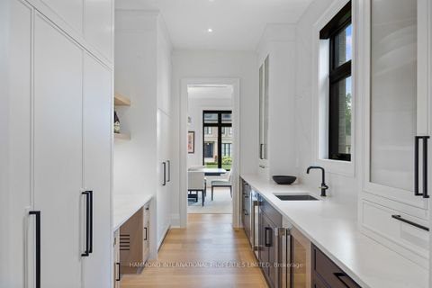 Photo 18 at 108 Hollingsworth Drive, King City, King