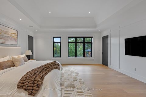 Photo 26 at 108 Hollingsworth Drive, King City, King