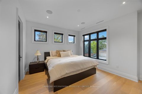 Photo 30 at 108 Hollingsworth Drive, King City, King