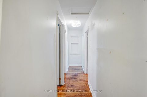 Photo 13 at 55 Chambers Avenue, Pellam Park, Toronto