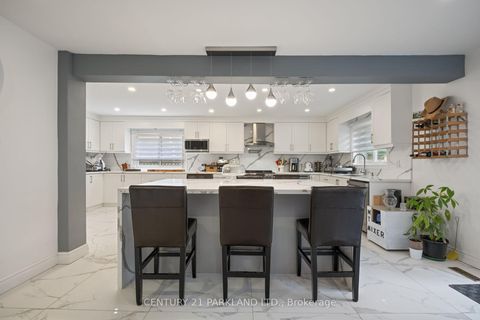 Photo 5 at 87 Bonacres Avenue, Centennial Scarborough, Toronto