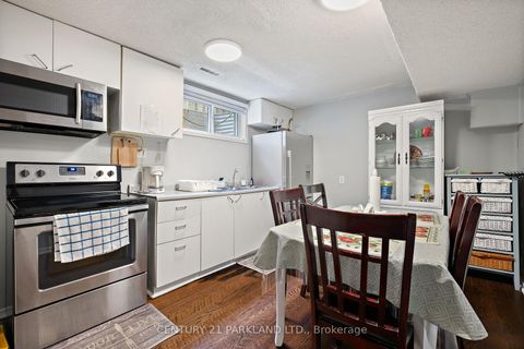 Photo 15 at 87 Bonacres Avenue, Centennial Scarborough, Toronto