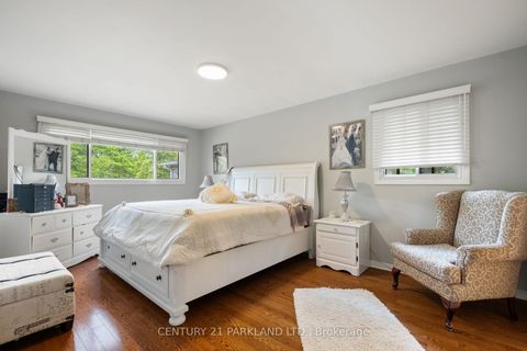 Photo 31 at 87 Bonacres Avenue, Centennial Scarborough, Toronto