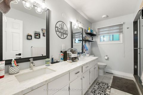 Photo 32 at 87 Bonacres Avenue, Centennial Scarborough, Toronto