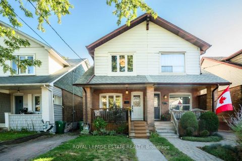 Photo 2 at 331 Scarborough Road, Danforth, Toronto