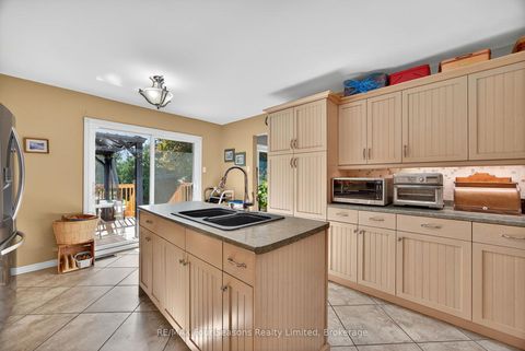 Photo 10 at 7 Batteaux Road, Nottawa, Clearview