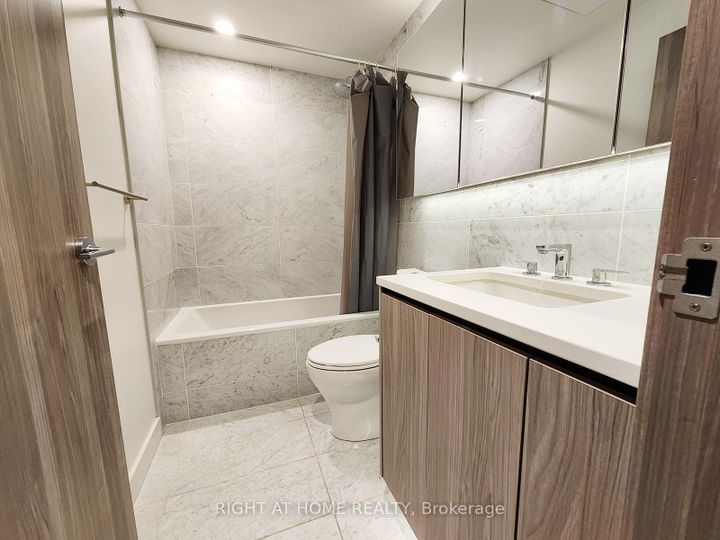 Photo 12 at 2808 - 95 McMahon Drive, Bayview Village, Toronto