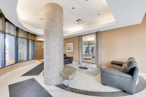 Photo 4 at 213 - 872 Sheppard Avenue W, Bathurst Manor, Toronto