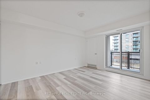 Photo 25 at 213 - 872 Sheppard Avenue W, Bathurst Manor, Toronto