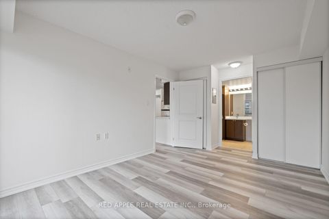 Photo 28 at 213 - 872 Sheppard Avenue W, Bathurst Manor, Toronto