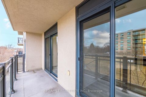 Photo 36 at 213 - 872 Sheppard Avenue W, Bathurst Manor, Toronto