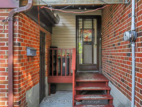 Photo 1 at 61 Talbot Road, Newtonbrook West, Toronto