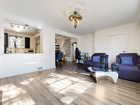 Photo 4 at 61 Talbot Road, Newtonbrook West, Toronto