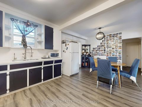 Photo 7 at 61 Talbot Road, Newtonbrook West, Toronto