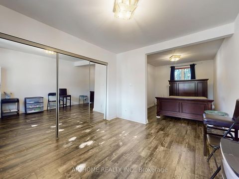 Photo 12 at 61 Talbot Road, Newtonbrook West, Toronto