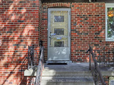 Photo 18 at 61 Talbot Road, Newtonbrook West, Toronto