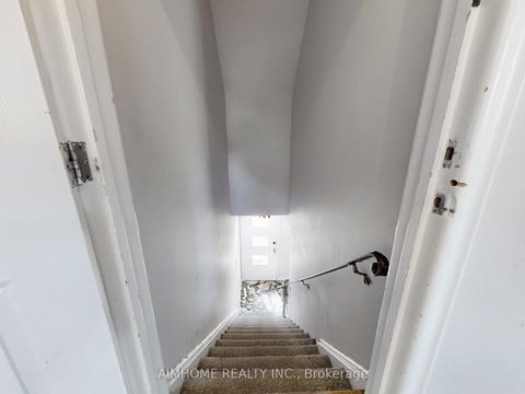 Photo 20 at 61 Talbot Road, Newtonbrook West, Toronto