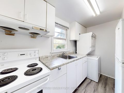 Photo 28 at 61 Talbot Road, Newtonbrook West, Toronto