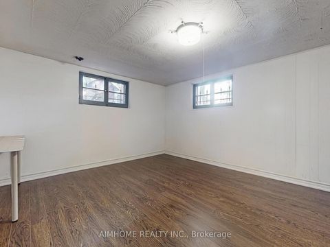 Photo 32 at 61 Talbot Road, Newtonbrook West, Toronto