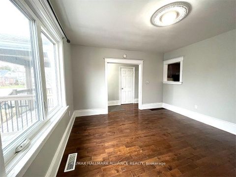 Photo 8 at 67 Claremore Avenue W, Cliffside, Toronto