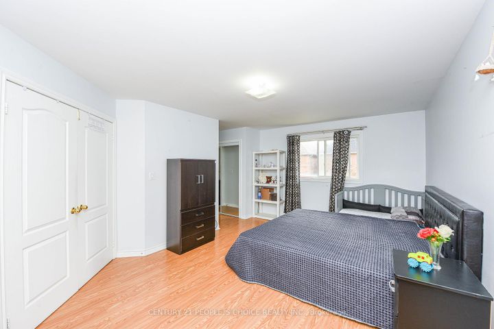 Photo 17 at 50 Severin Street, Wellington, Brampton